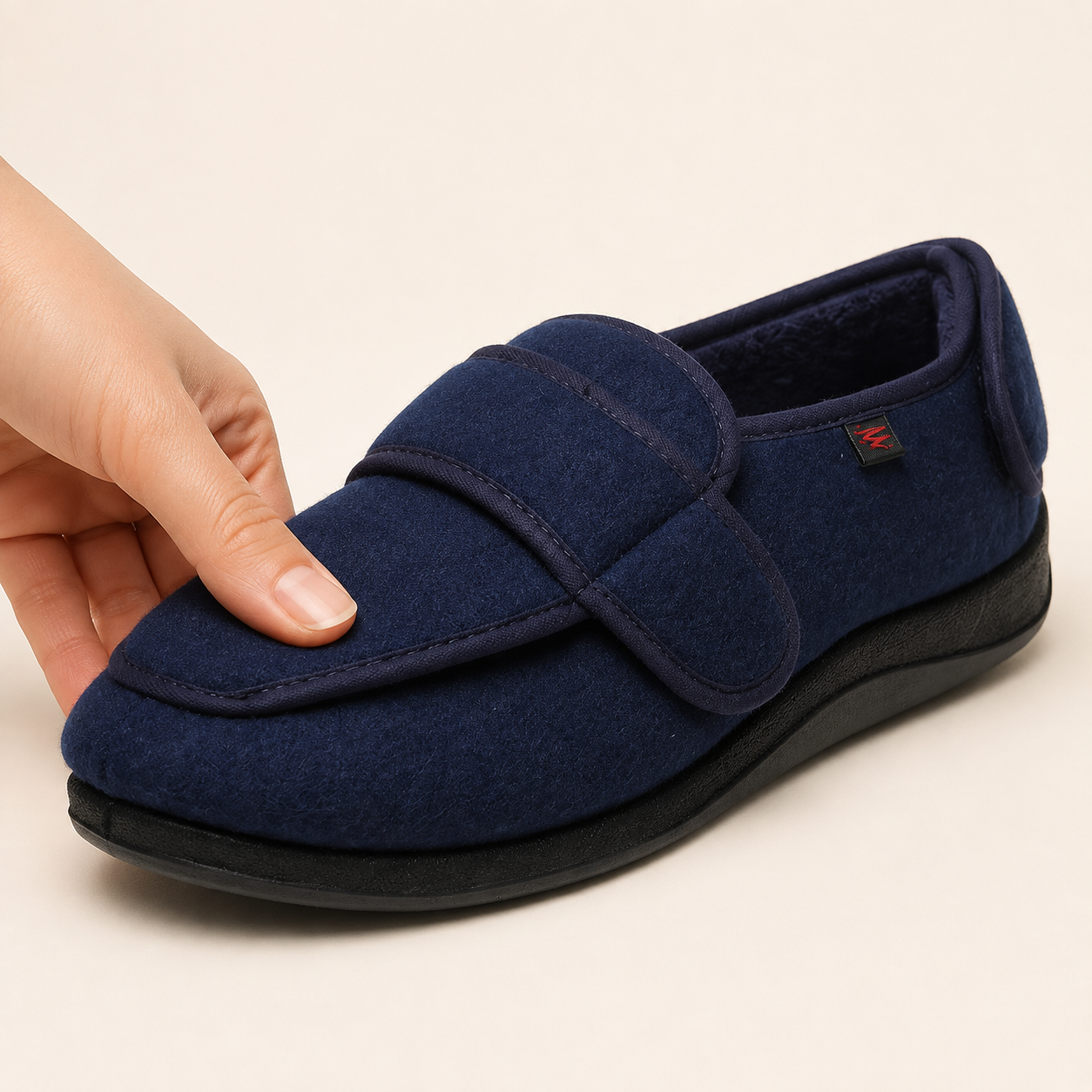 AMPELIO™ chaussant souple et spacieux Image