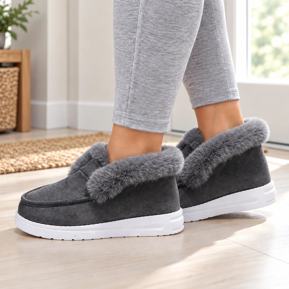 Boots fourrées femme grises Orthopodys en suède avec col en peluche et semelle plateforme blanche