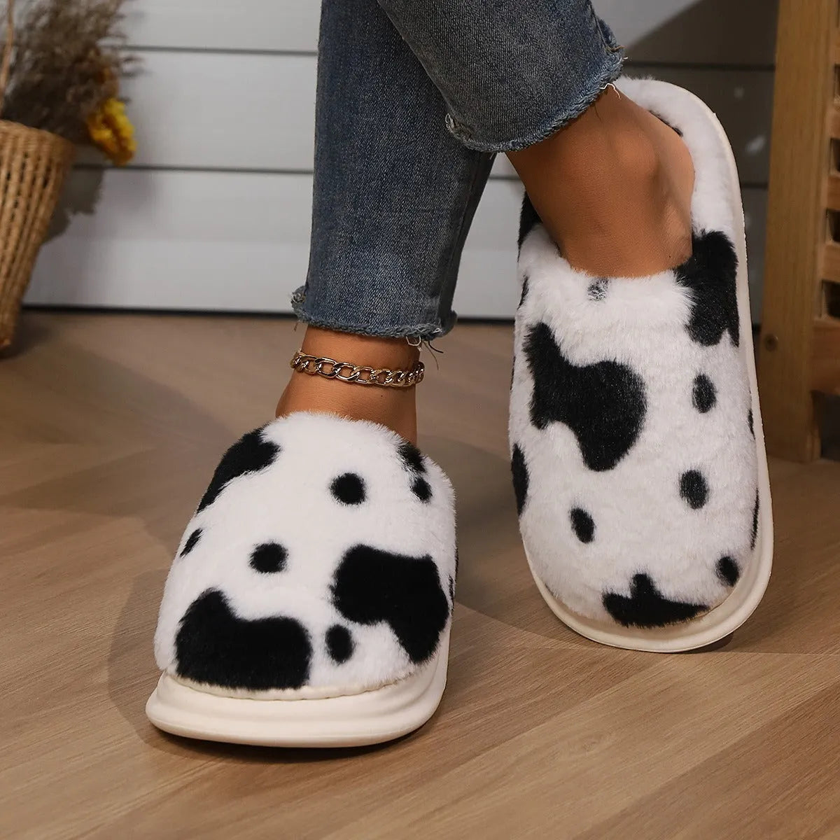 COWZY™ - Chausson Vache Femme – Chaleur & Confort Cocooning Image