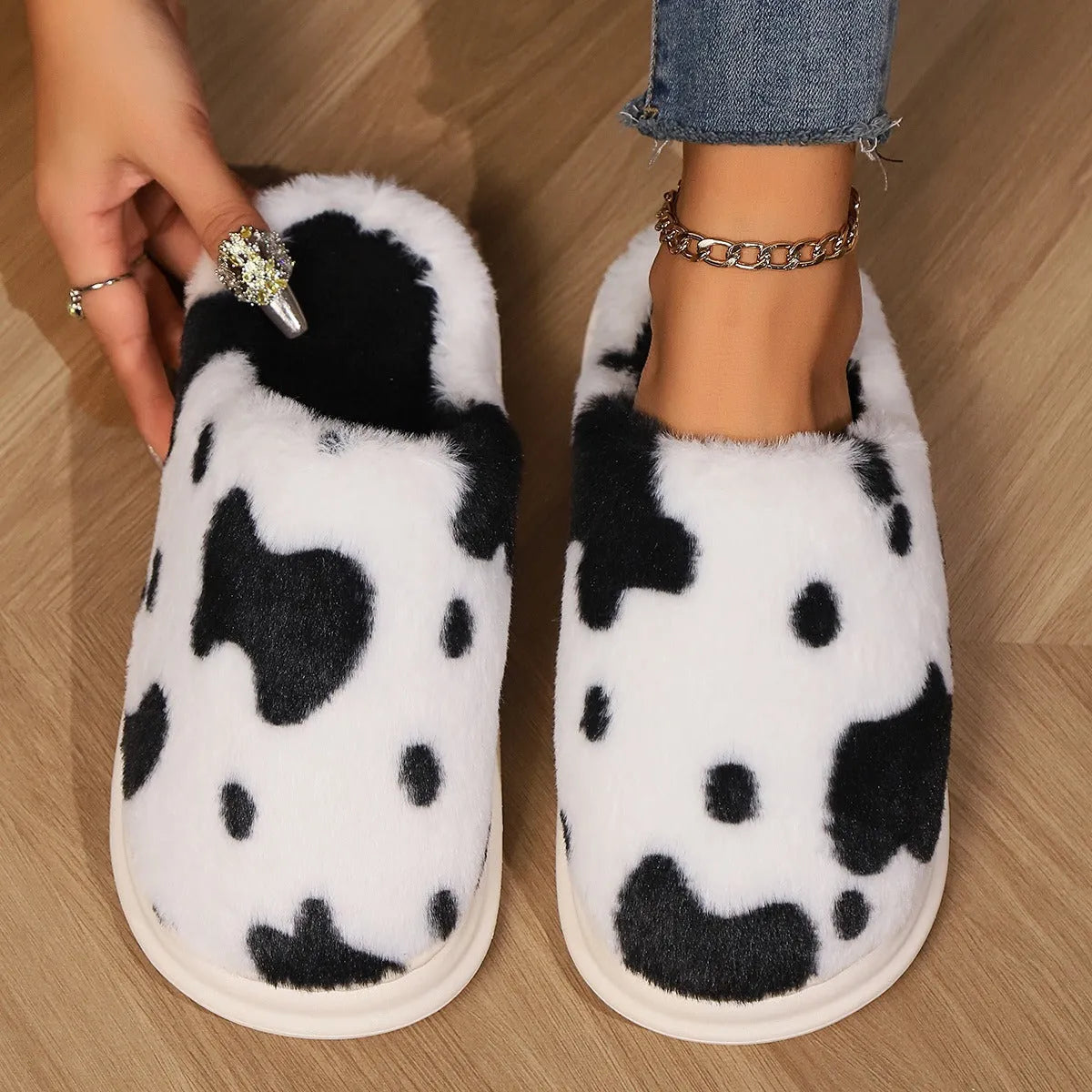 COWZY™ - Chausson Vache Femme – Chaleur & Confort Cocooning