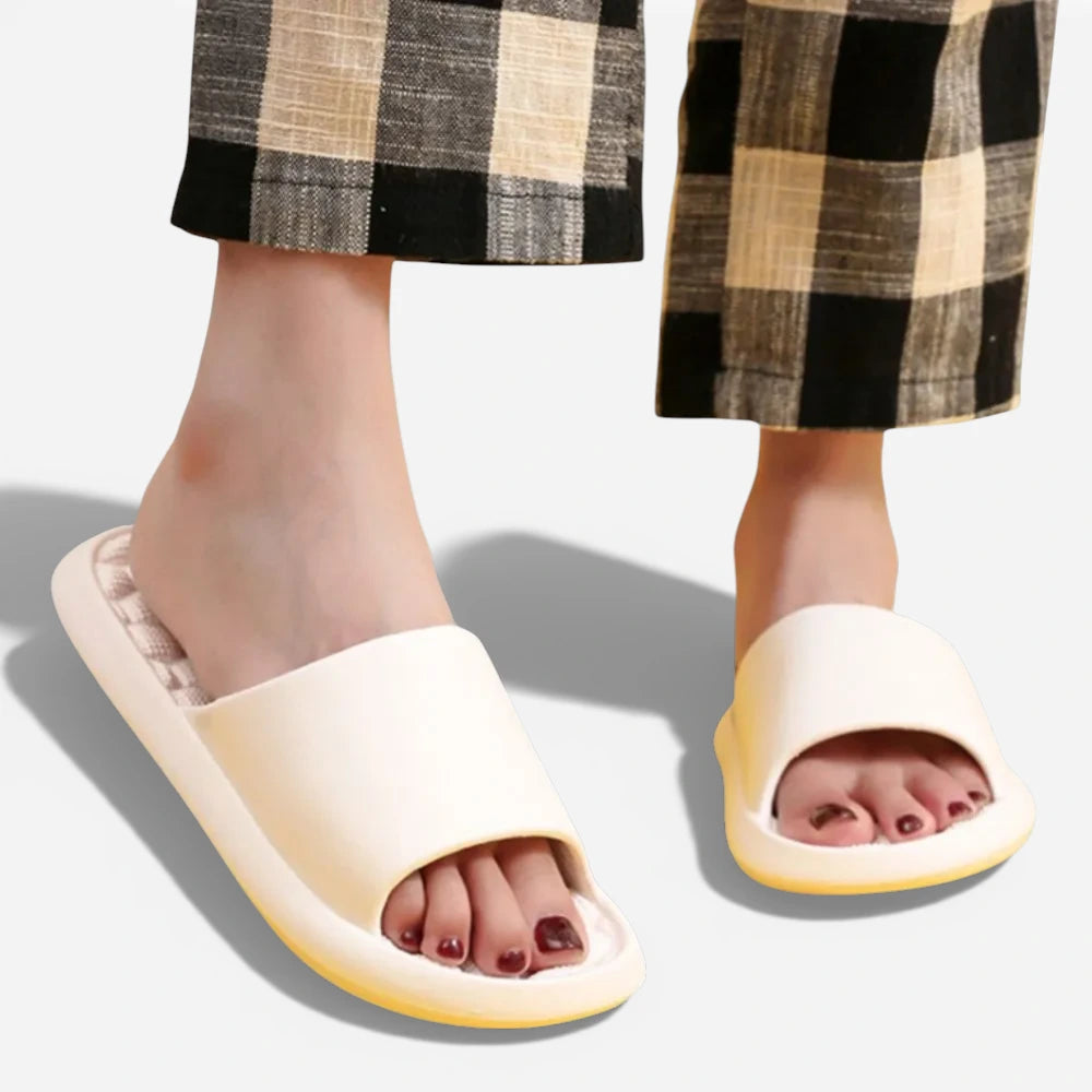 NUBIA™ - Claquette Confort | Semelle Souple et Stable