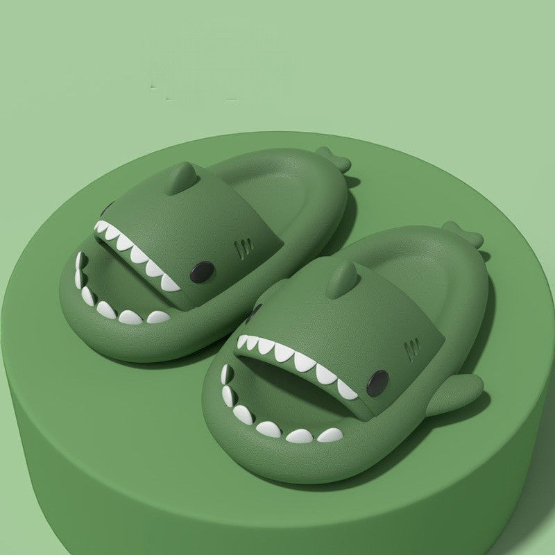 Claquettes requin Orthopodys en EVA vert souple avec design ludique pour un confort décontracté au quotidien