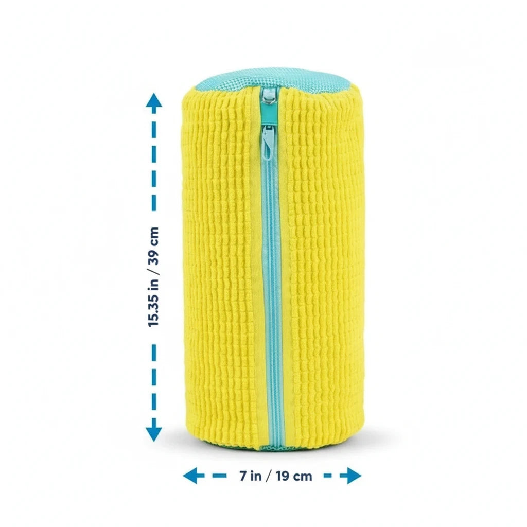 Sac de lavage pour chaussures LAVÉO par Orthopodys, marque exploitée par AIIBORI (SASU), jaune avec fermeture zippée.