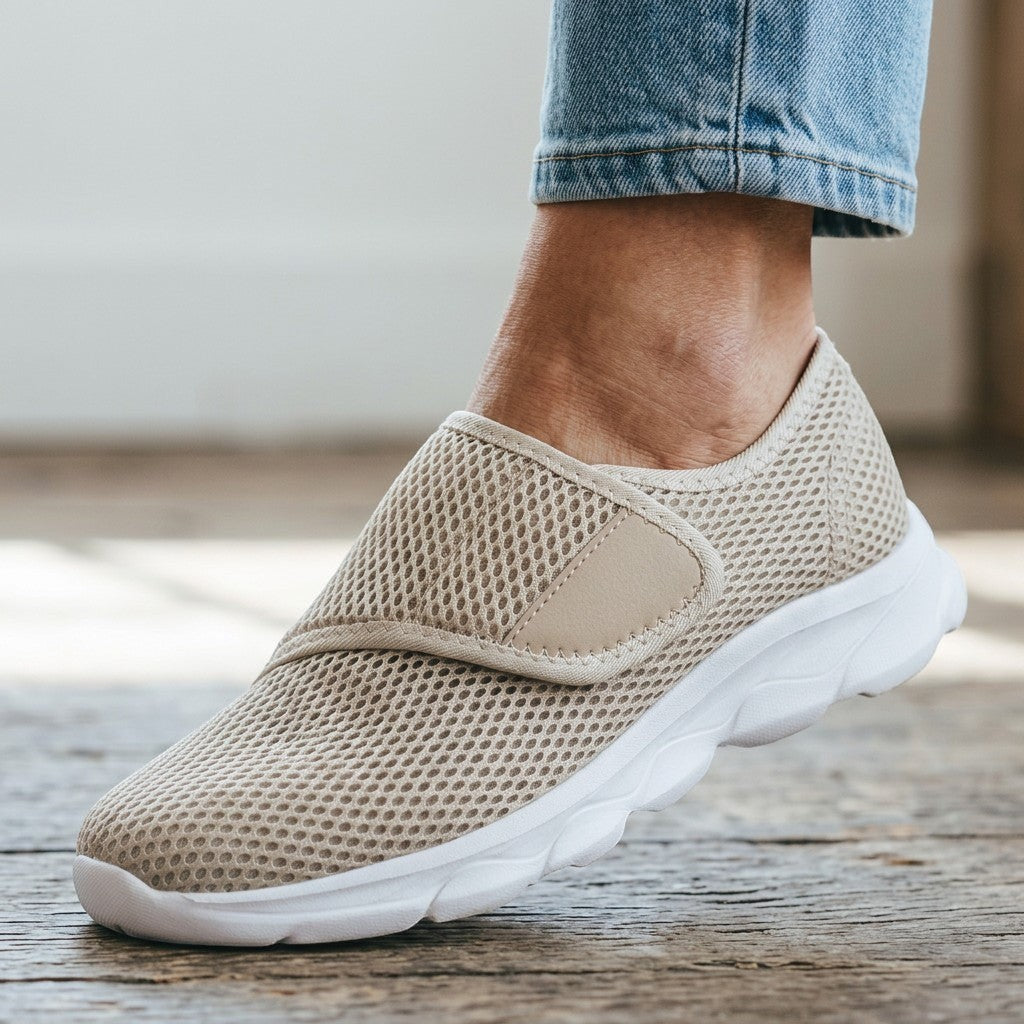 Basket orthopédique Orthopodys, marque exploitée par AIIBORI (SASU), beige en mesh respirant pour pieds larges