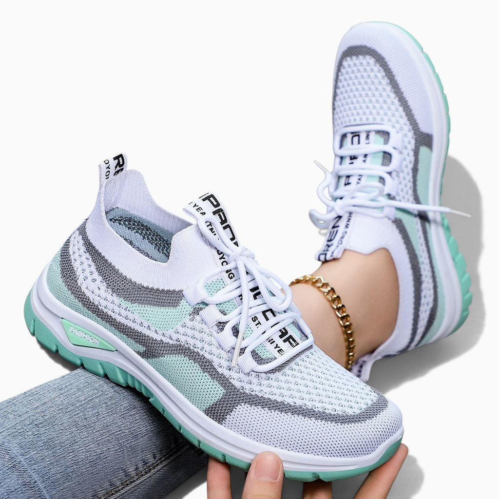 Baskets respirantes femme Orthopodys MISTRIA en maille tricotée blanche et vert menthe avec semelle souple
