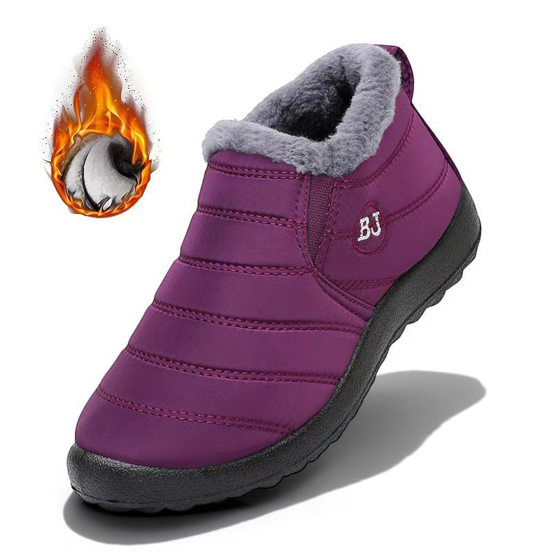 Bottines neige Orthopodys, marque exploitée par AIIBORI (SASU), violettes, fourrées, sans lacets, style décontracté.