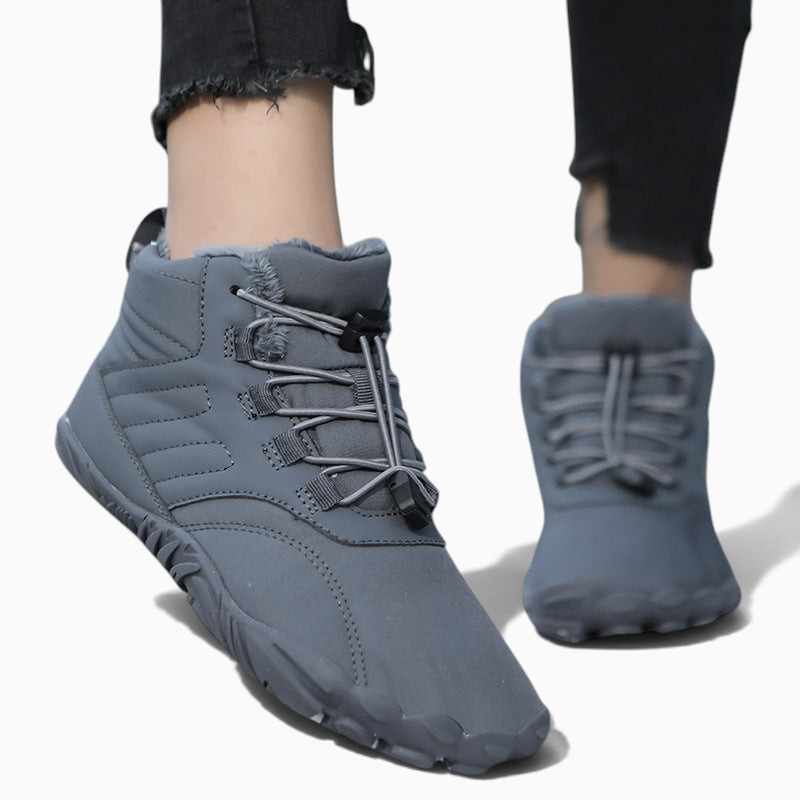 Chaussures chaudes Orthopodys marque exploitée par AIIBORI (SASU) grises en toile oxford avec col fourré et semelle crantée