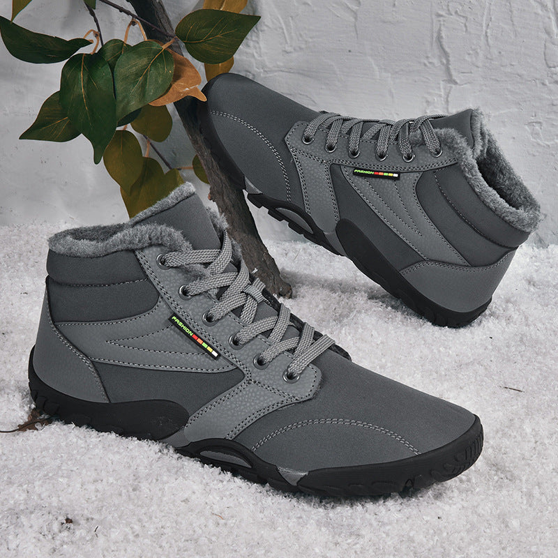 Chaussures neige homme Orthopodys, marque exploitée par AIIBORI (SASU), grises, déperlantes, doublées en peluche.