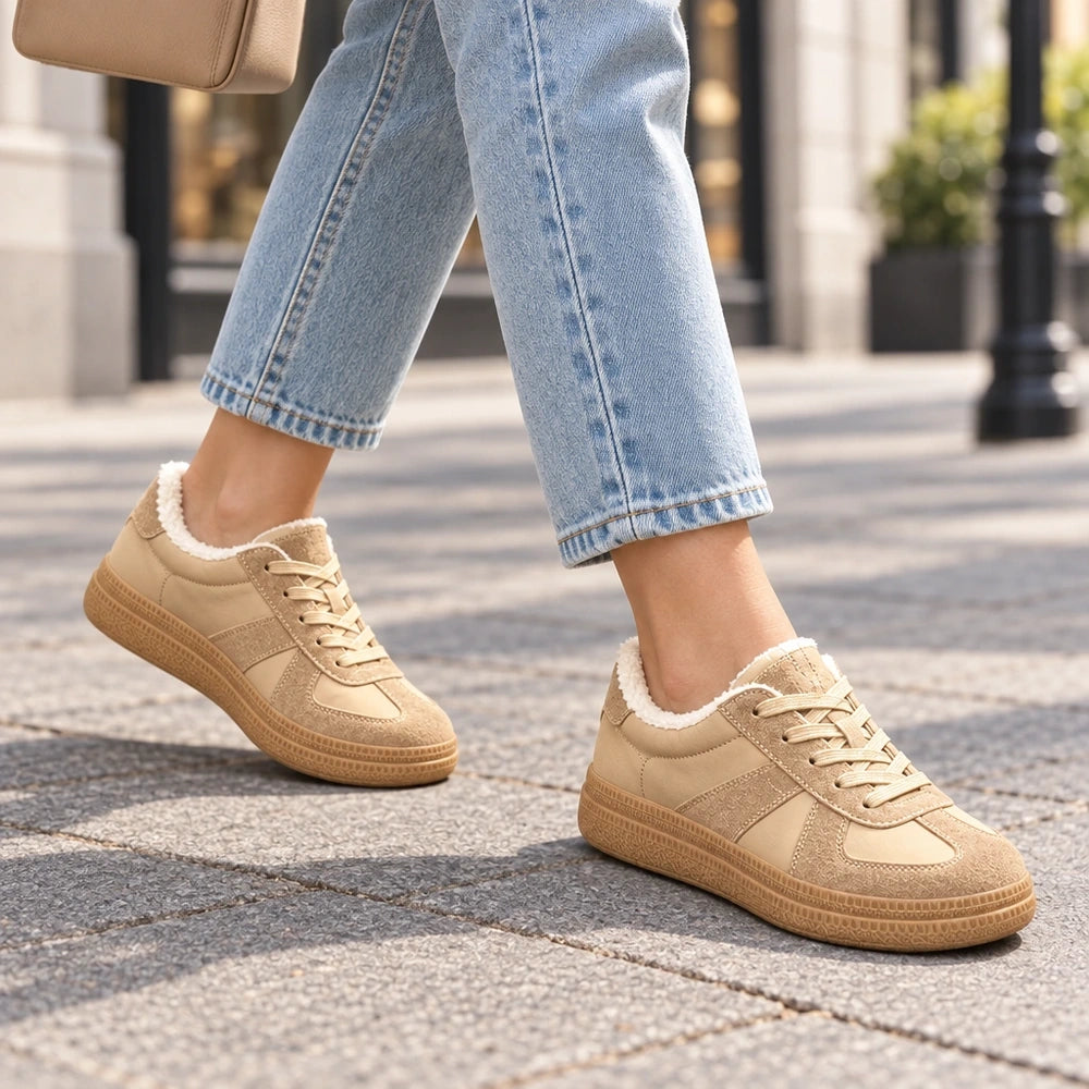 Chaussures femme hiver Orthopodys, marque exploitée par AIIBORI (SASU), beige effet suédé avec doublure polaire chaude