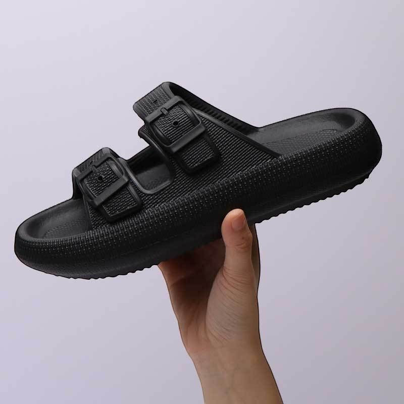 Mules orthopédiques noires Orthopodys, marque exploitée par AIIBORI (SASU), avec double bride ajustable et semelle épaisse