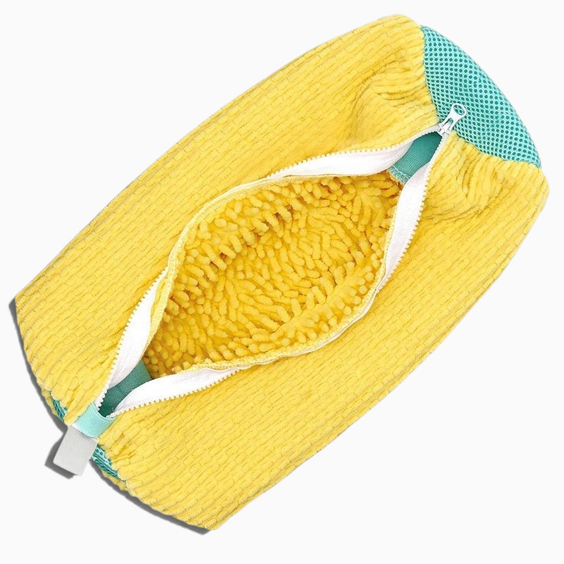 Sac de lavage pour chaussures LAVÉO par Orthopodys, marque exploitée par AIIBORI (SASU), jaune avec intérieur texturé